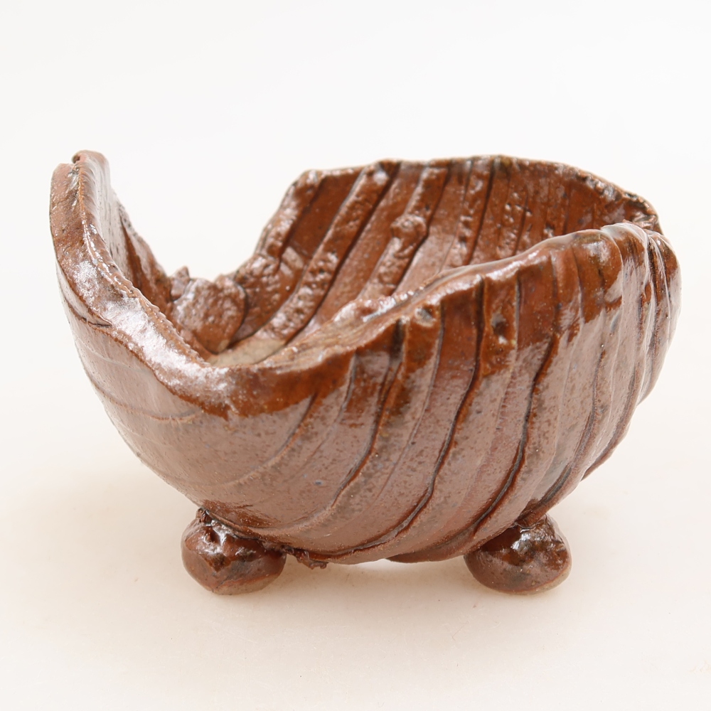 Keramická mušľa 9 x 8,5 x 6 cm , farba hnedá