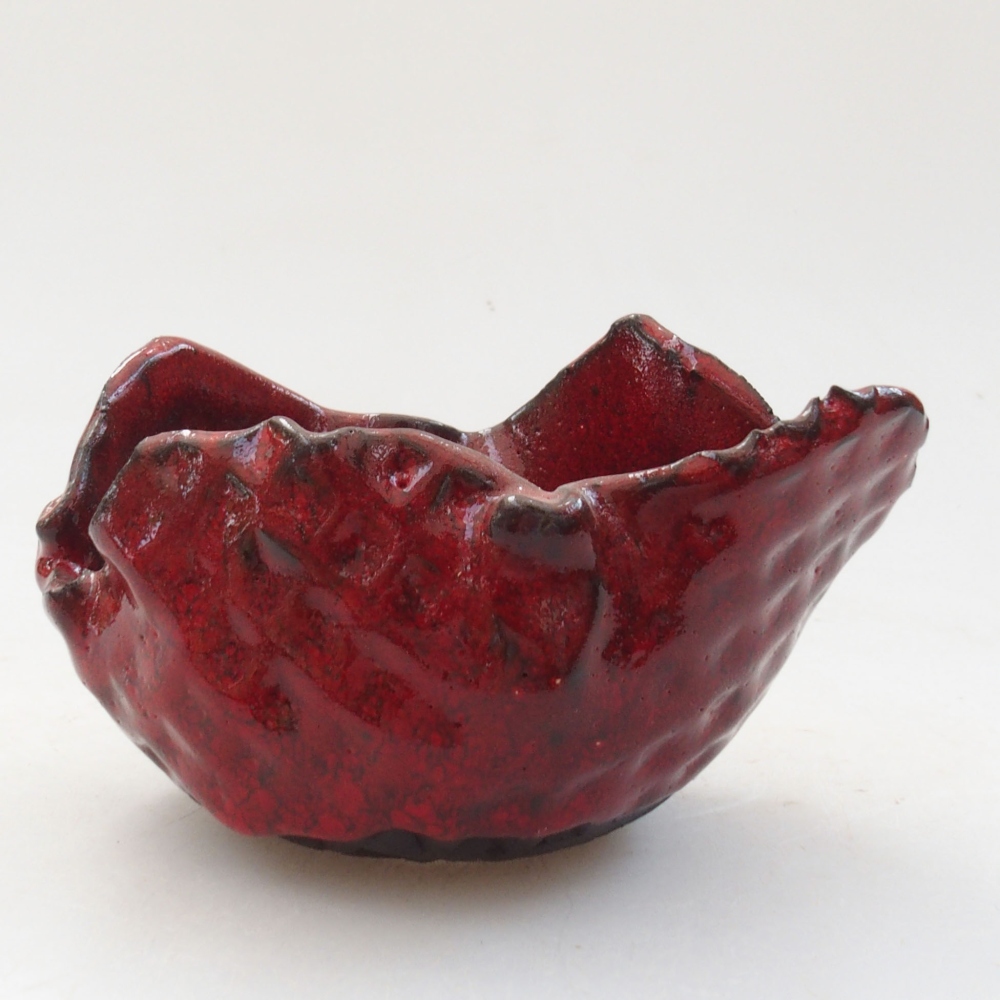Keramická Škrupina 8 x 7 x 5,5 cm , farba červená
