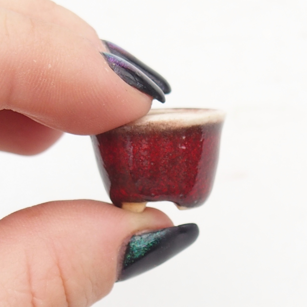 Mini bonsajová miska 2 x 2 x 1,5 cm, farba červená