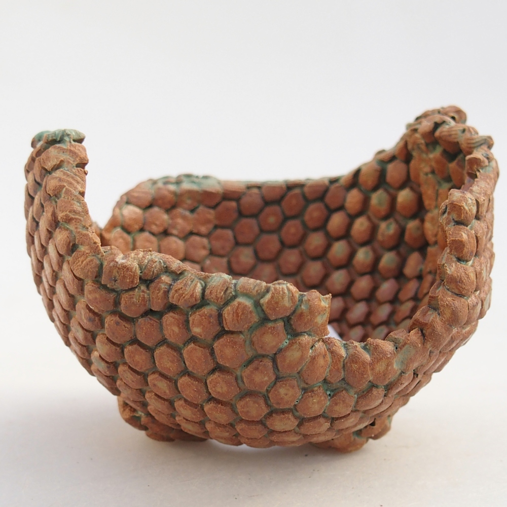 Keramická mušľa 8 x 8 x 6 cm , farba hnedozelená