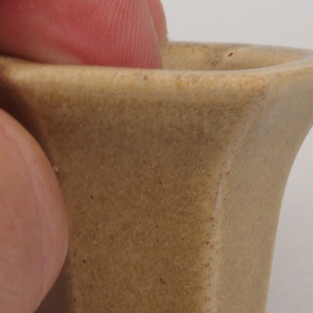 Mini bonsai miska 4 x 3,5 x 3  cm, farba hnedá