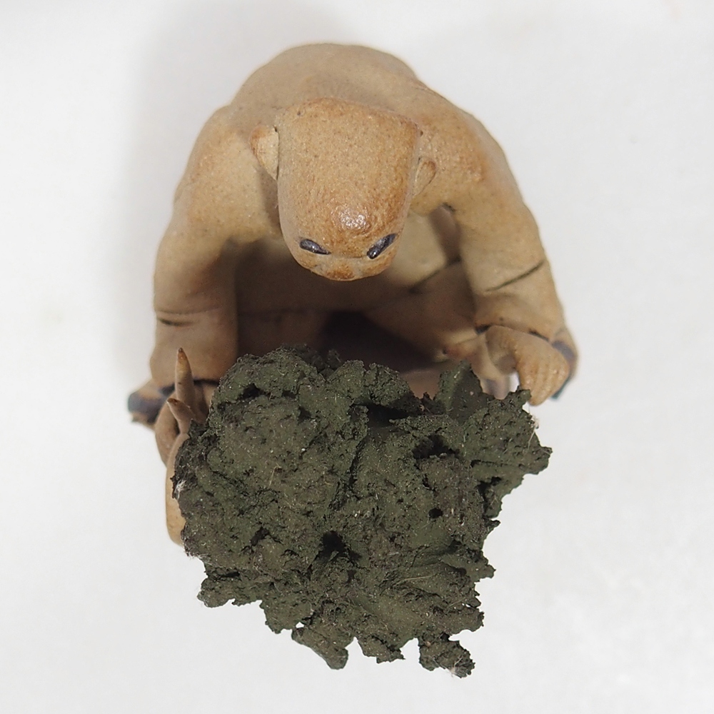 Keramická figúrka - Bonsaiista