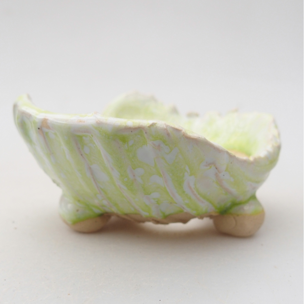Keramická mušľa 8,5 x 7 x 4 cm , farba zelená