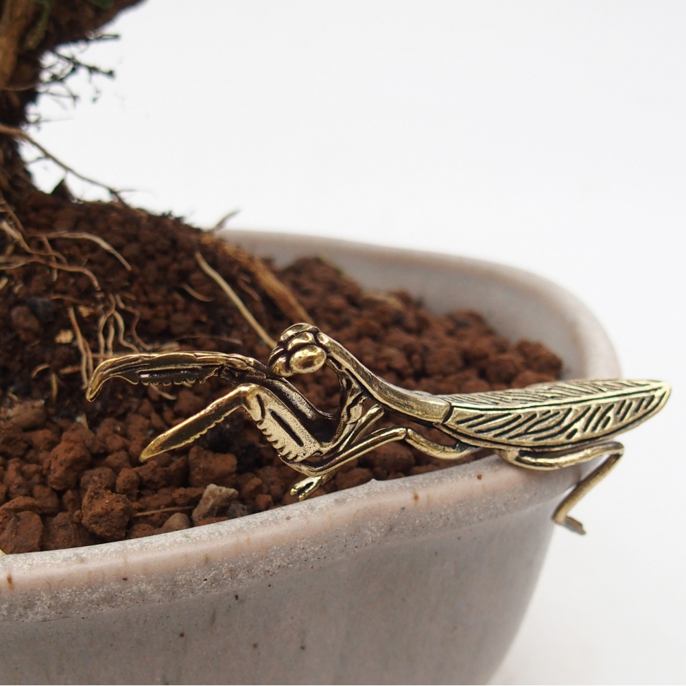 Kovová figúrka - kudlanka