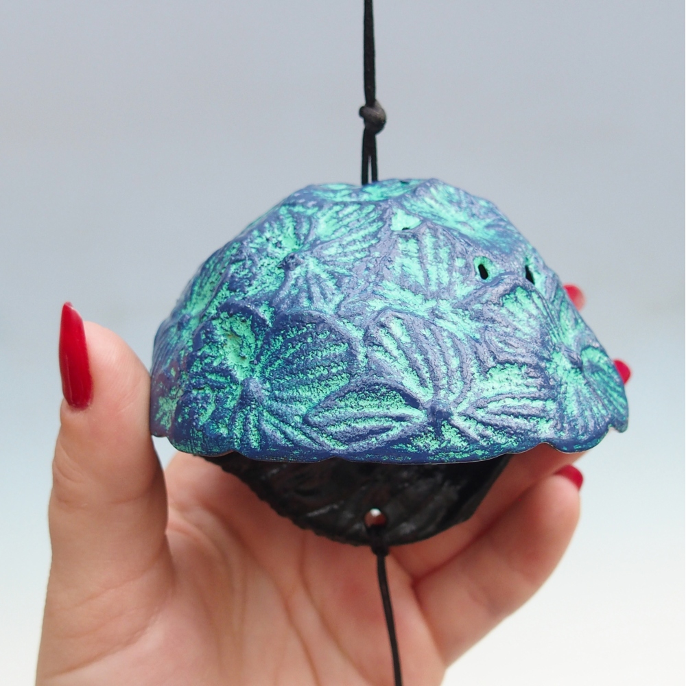 Kovový zvonček do vetra, farba modrozelená