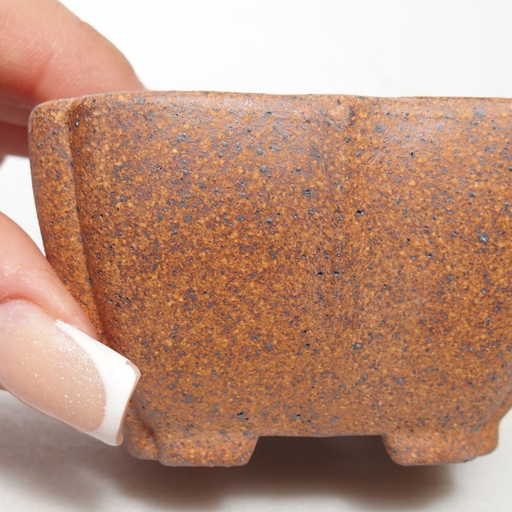 Miska 7 x 7 x 4 cm hnedá