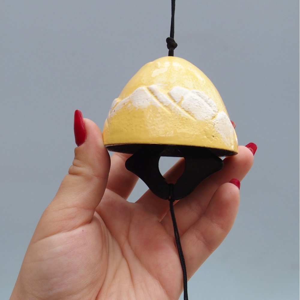 Kovový zvonček do vetra, farbažltá