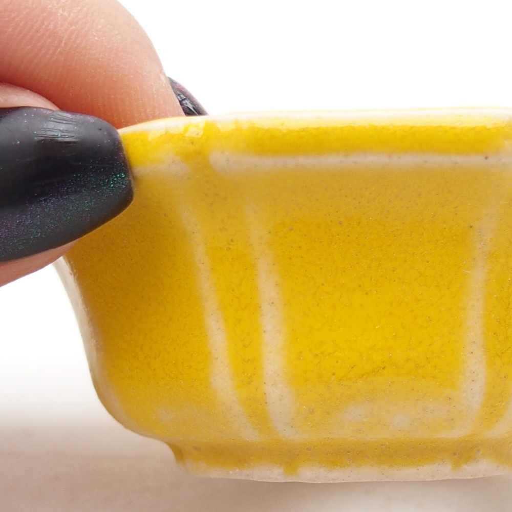 Mini bonsajová miska 6 x 6 x 2,5 cm, žltá