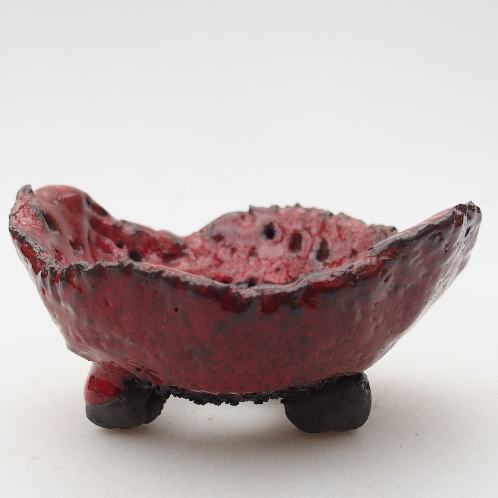 Keramická mušľa 8,5 x 8 x 4,5 cm , farba červená