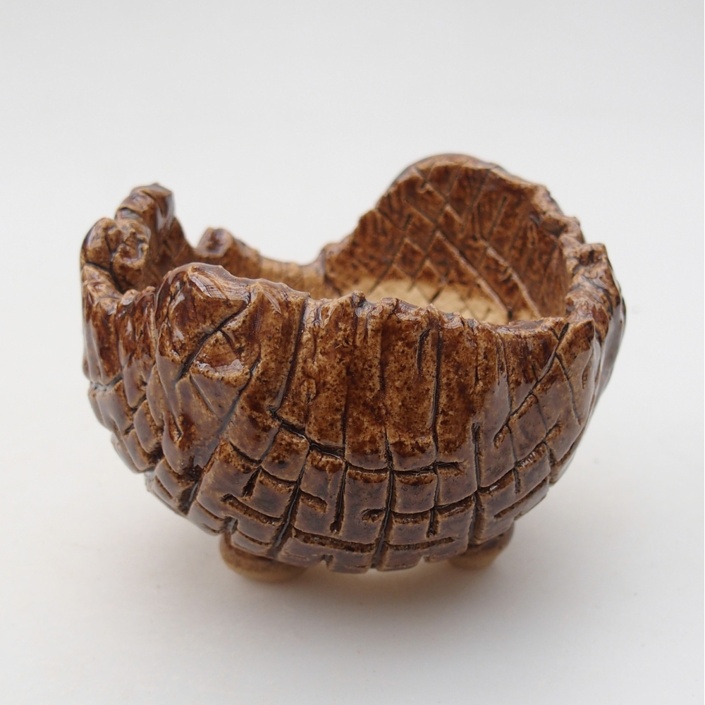 Keramická mušľa 9 x 8 x 6,5 cm , farba hnedá