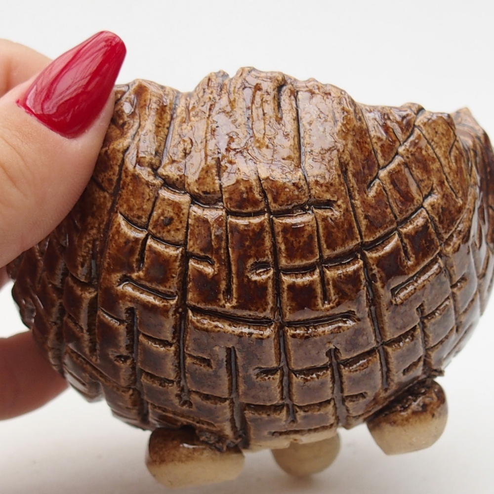 Keramická mušľa 9 x 8 x 6,5 cm , farba hnedá