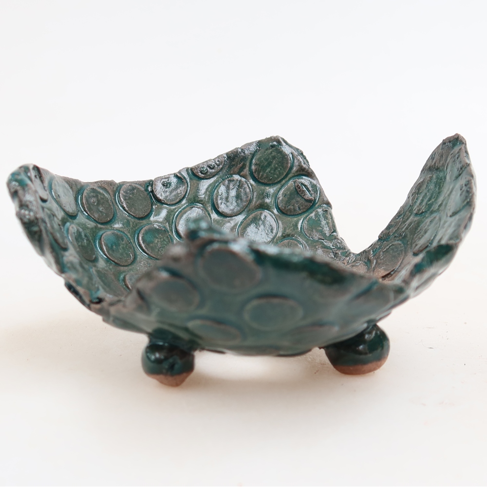 Keramická škrupina  10 x 9 x 6 cm, farba zelená