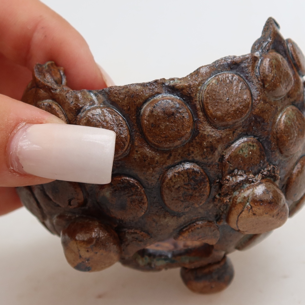 Keramická škrupina  8,5 x 8,5 x 6 cm, farba hnedozelená