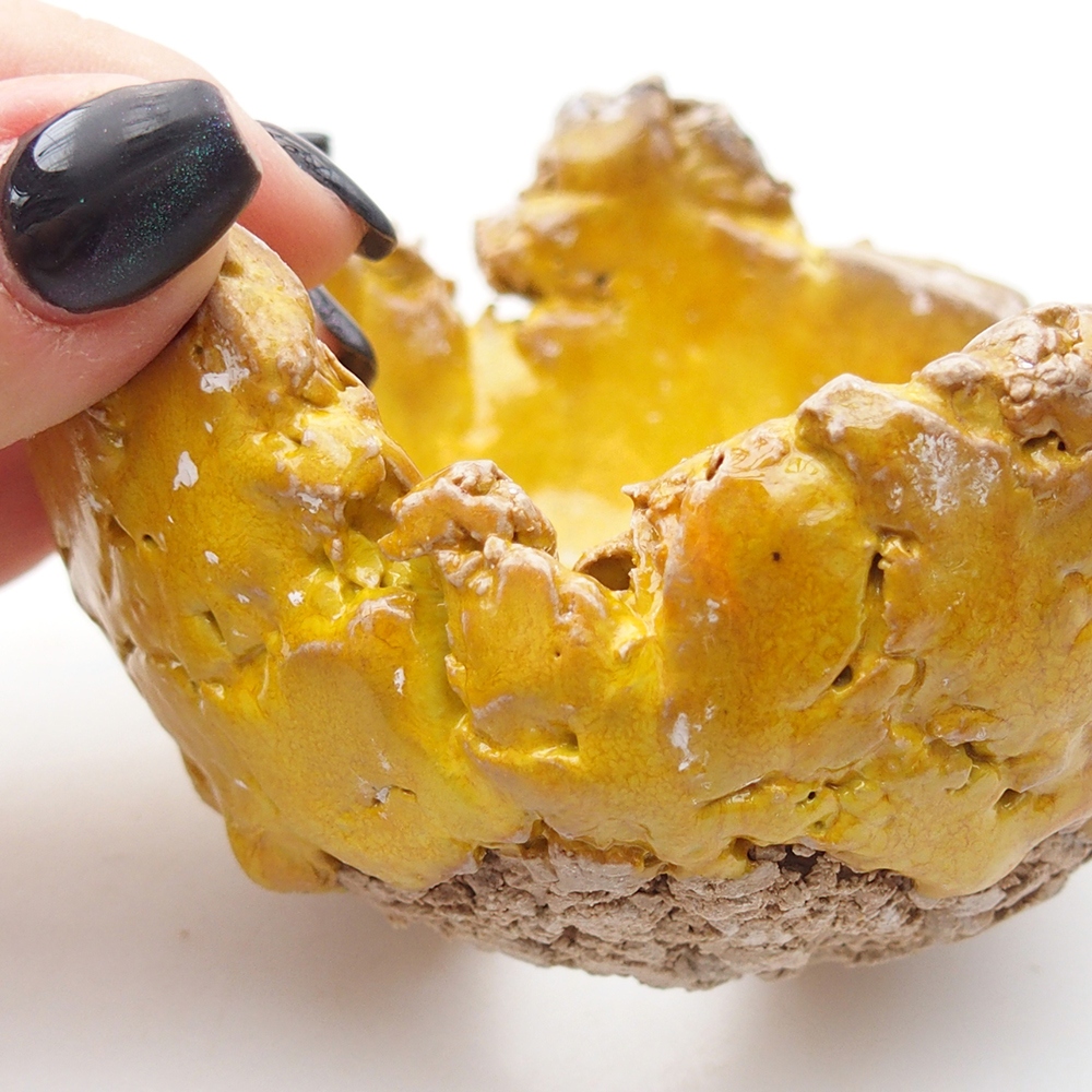 Keramická mušľa 9,5 x 9,5 x 6,5 cm , žltá