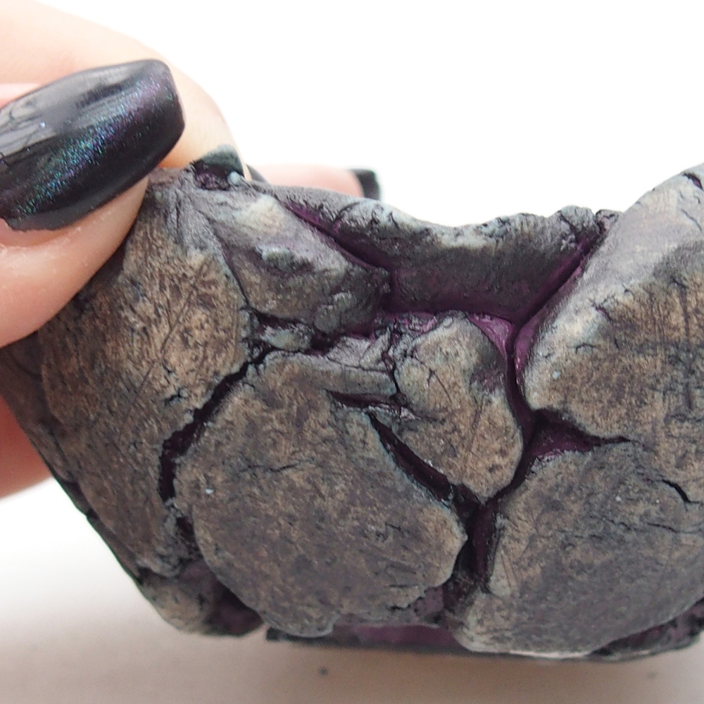 Keramická mušľa 9 x 8,5 x 4,5 cm , farba fialová