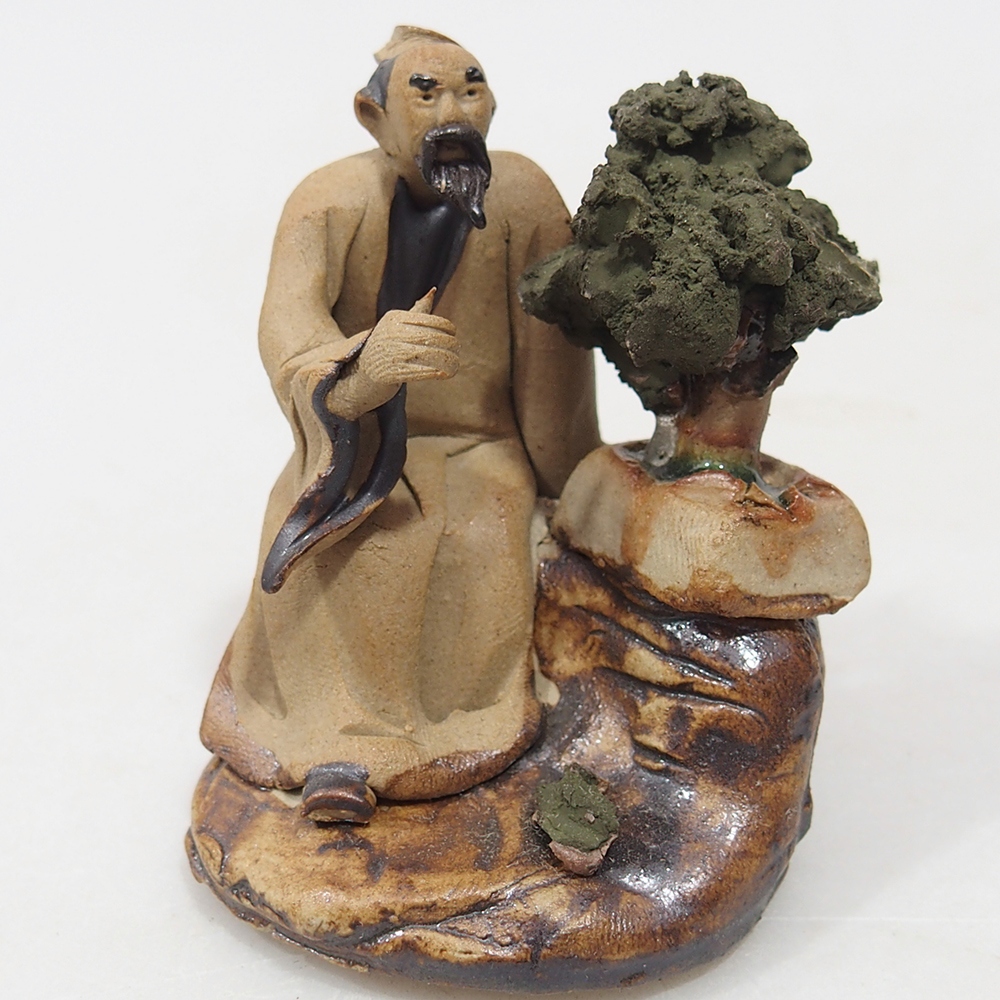 Keramická figúrka - Bonsaiista