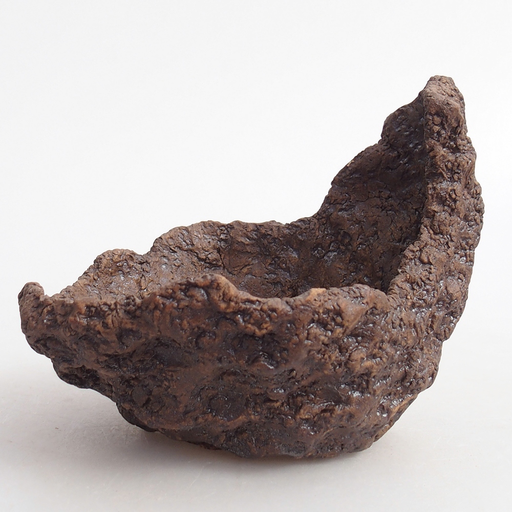 Keramická mušľa 10 x 8 x 9,5 cm , farba hnedá