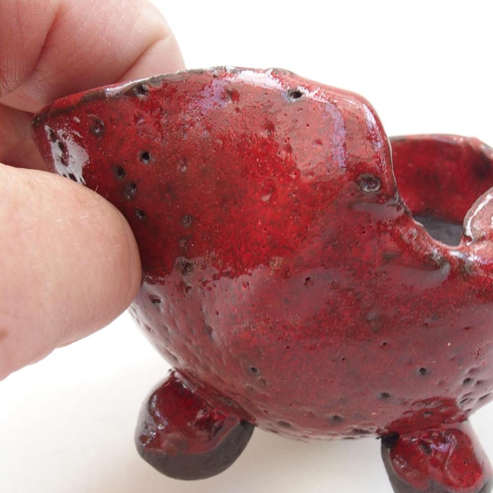Keramická Škrupina 7,5 x 7,5 x 6 cm , farba červená