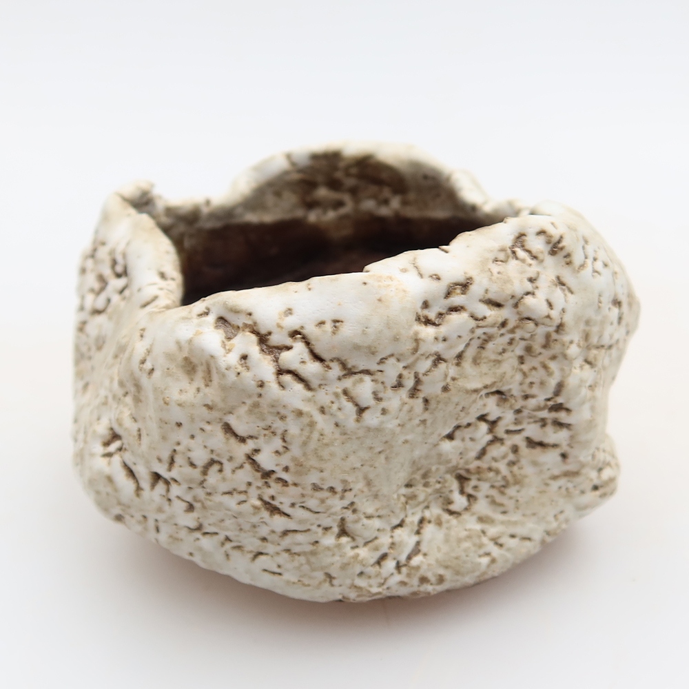 Keramická škrupina  6 x 6 x 5 cm, farba hnedobiela