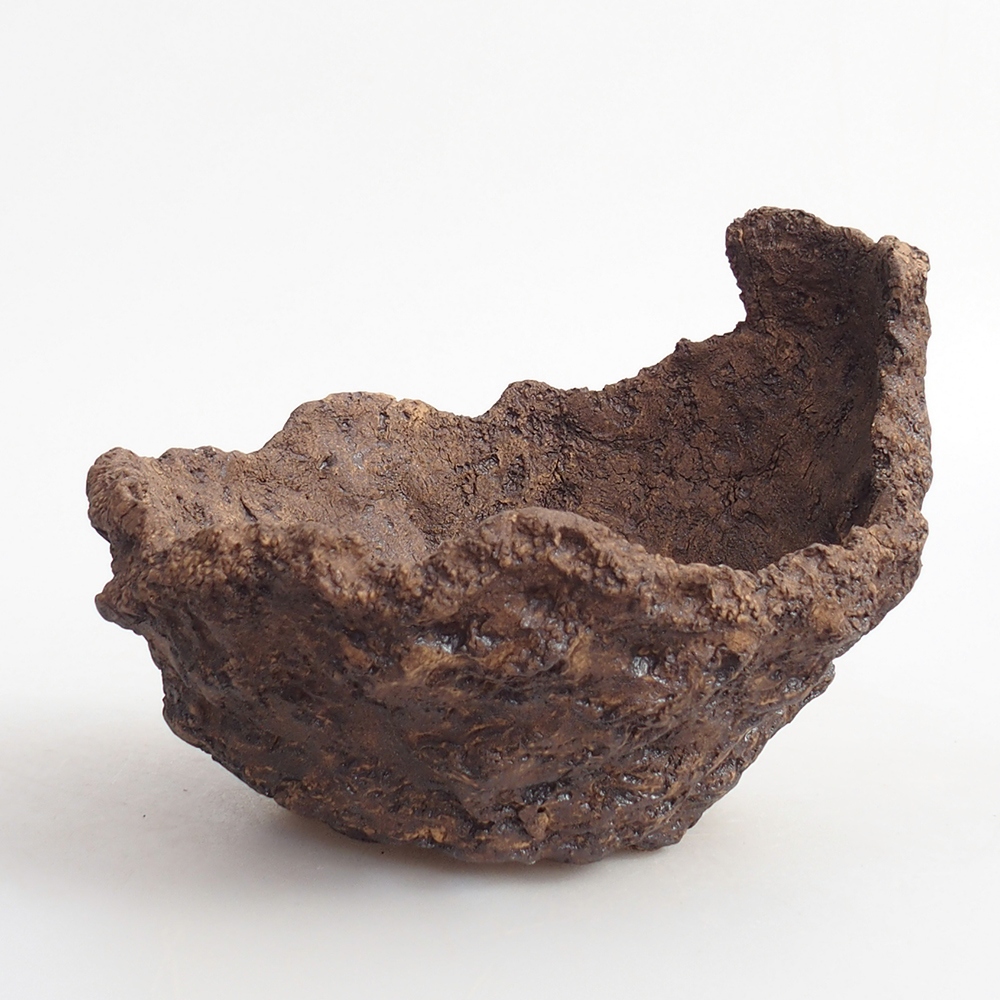 Keramická mušľa 14 x 13 x 12 cm , farba hnedá