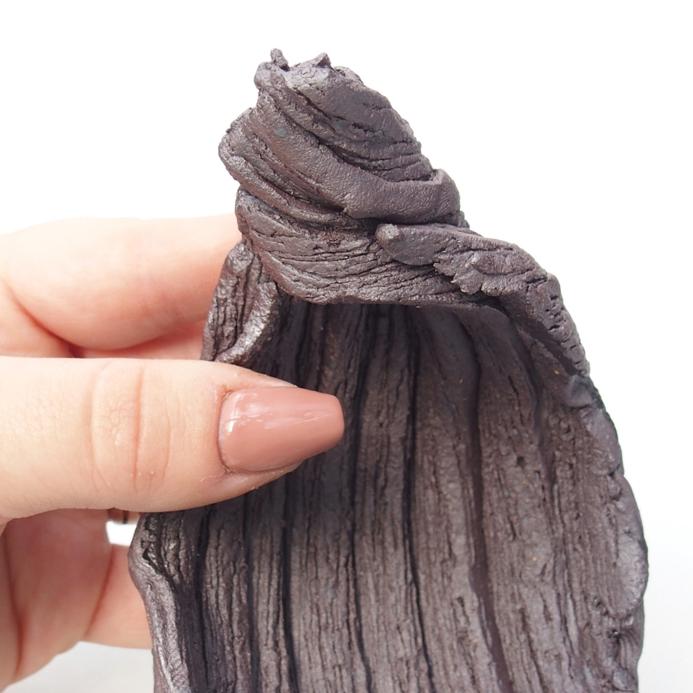 Keramická mušľa 9,5 x 8 x 11,5 cm , kovová farba