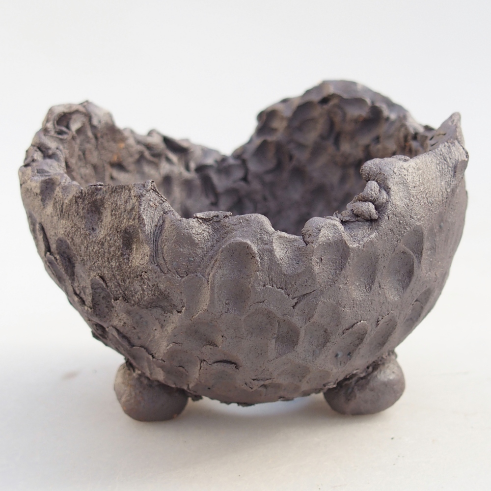 Keramická mušľa 9 x 9 x 6,5 cm , kovová farba