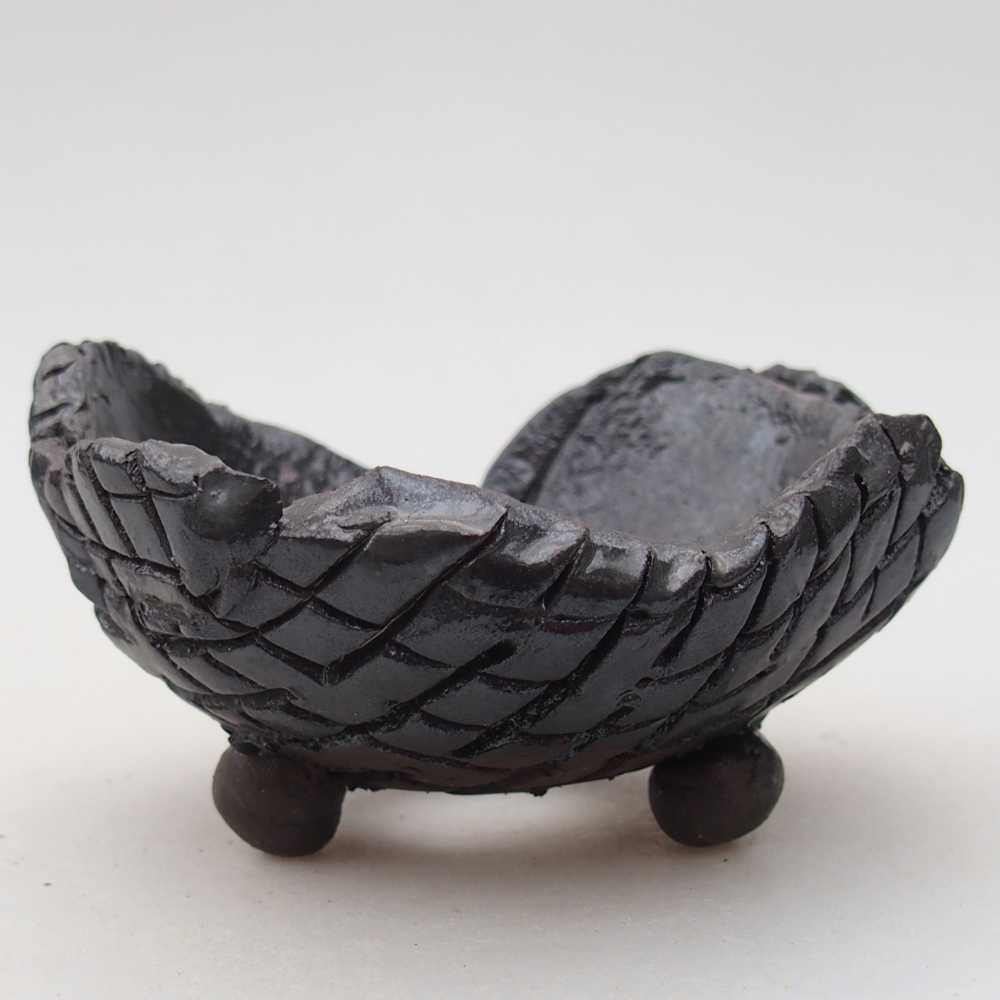 Keramická mušľa 8,5 x 8 x 5 cm , farba čierna