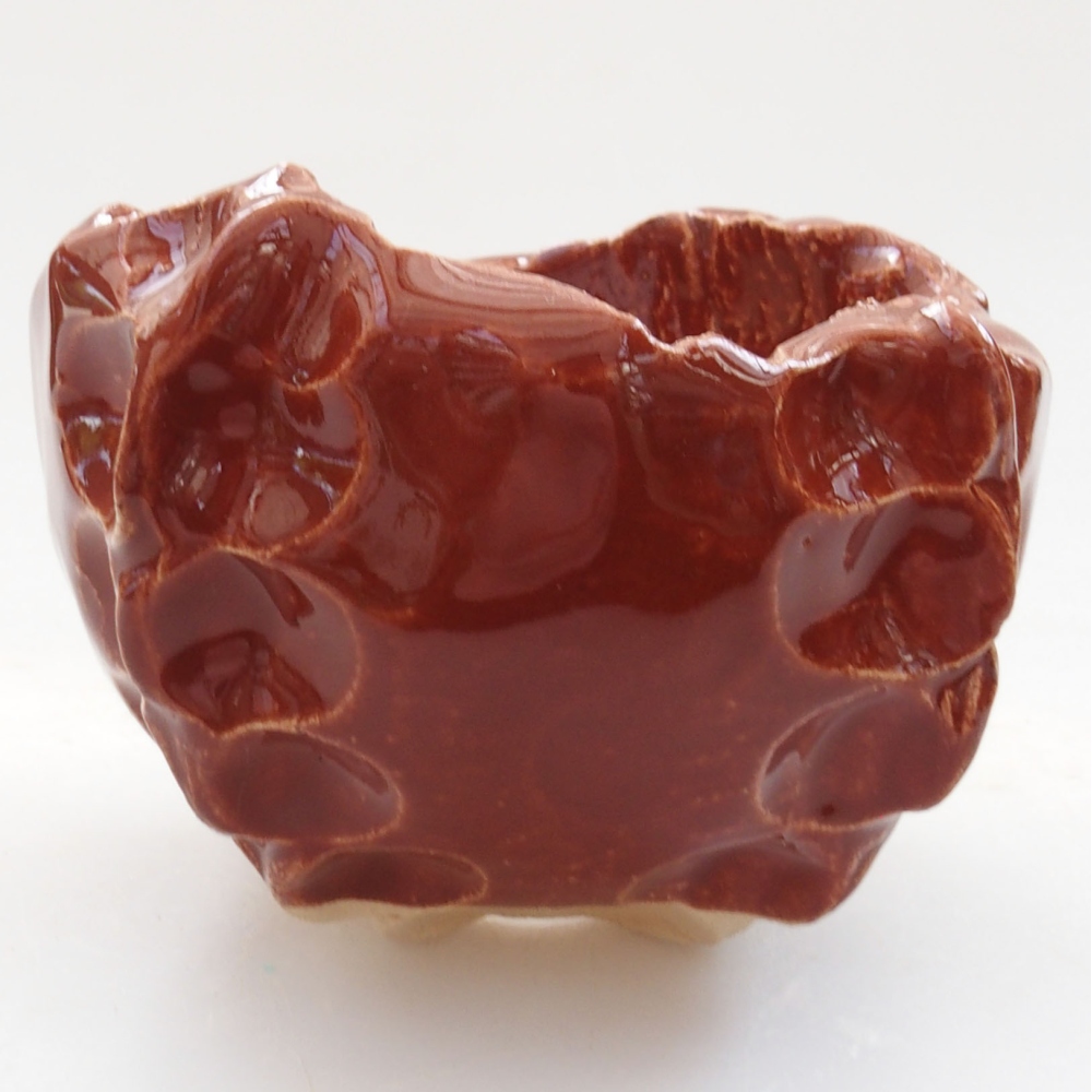 Keramická škrupina 7 x 7 x 6,5 cm, farba hnedá