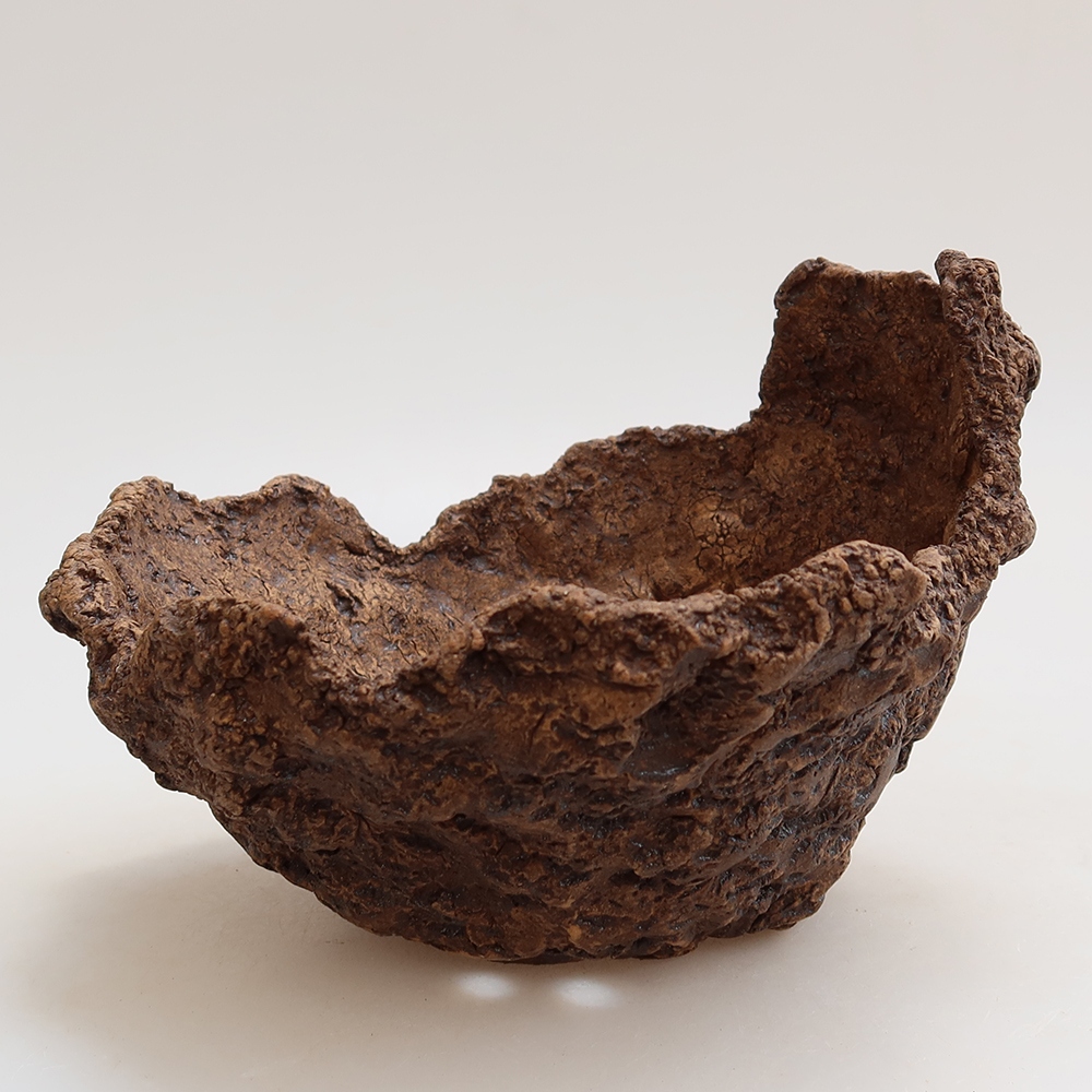 Keramická škrupina 14,5 x 13 x 11,5 cm, farba hnedá