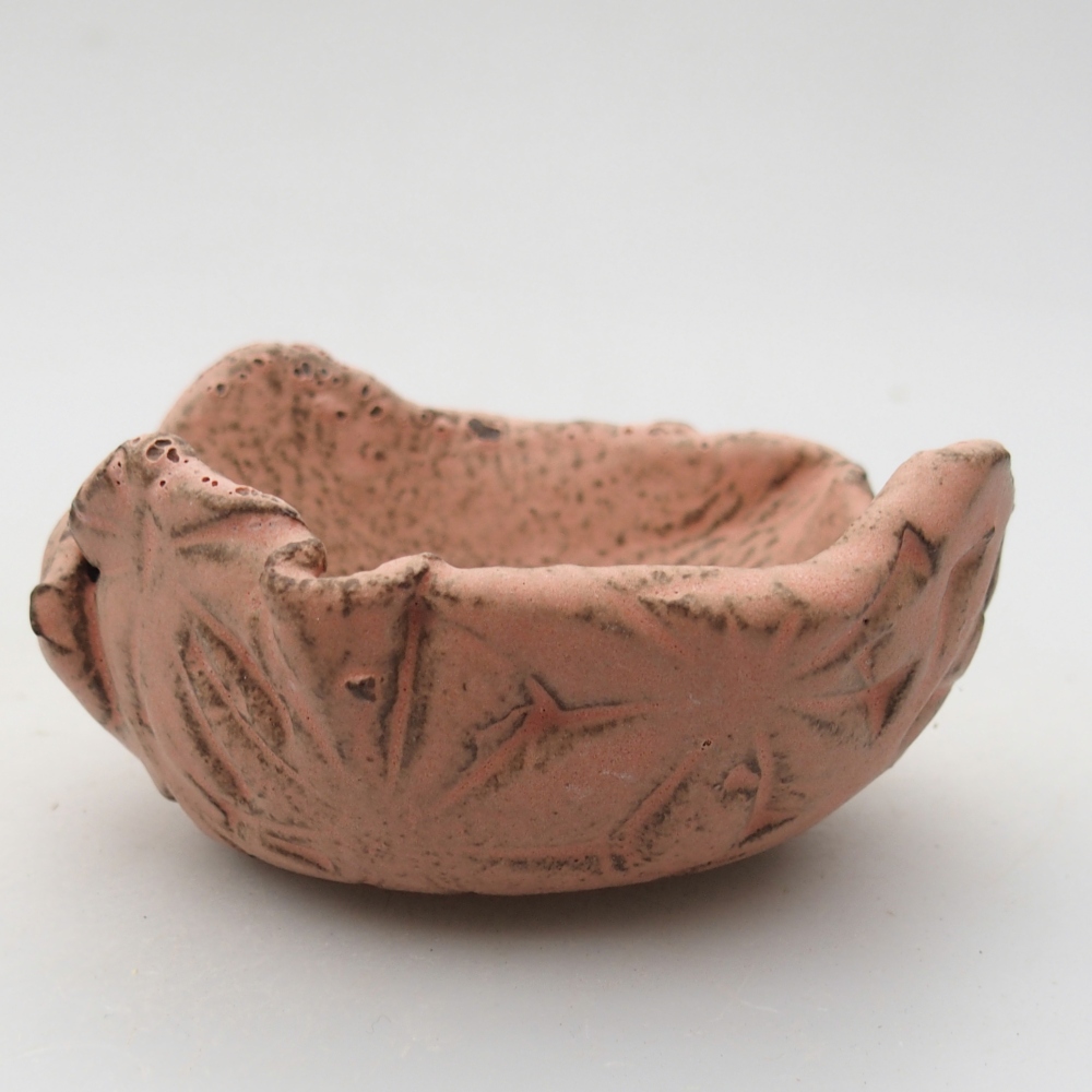 Keramická mušľa 9 x 8,5 x 4,5 cm , farba ružová