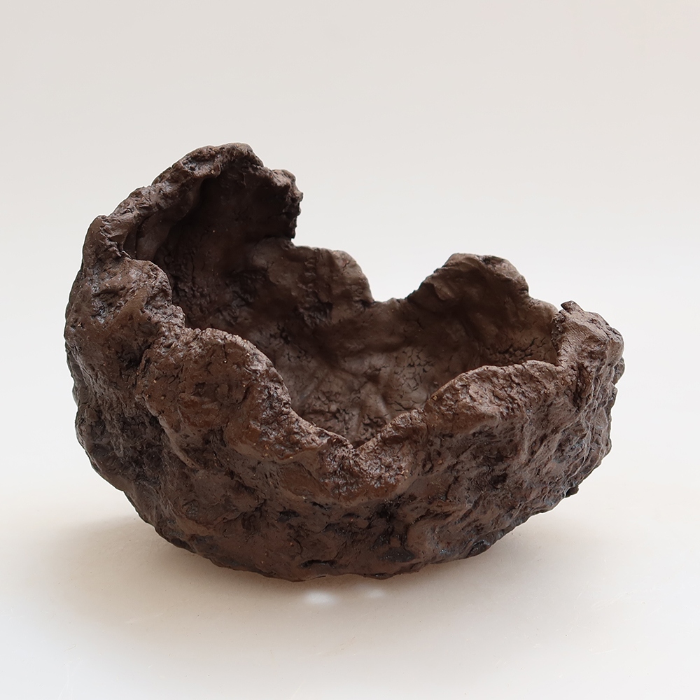 Keramická škrupina 13,5 x 12 x 13 cm, farba hnedá