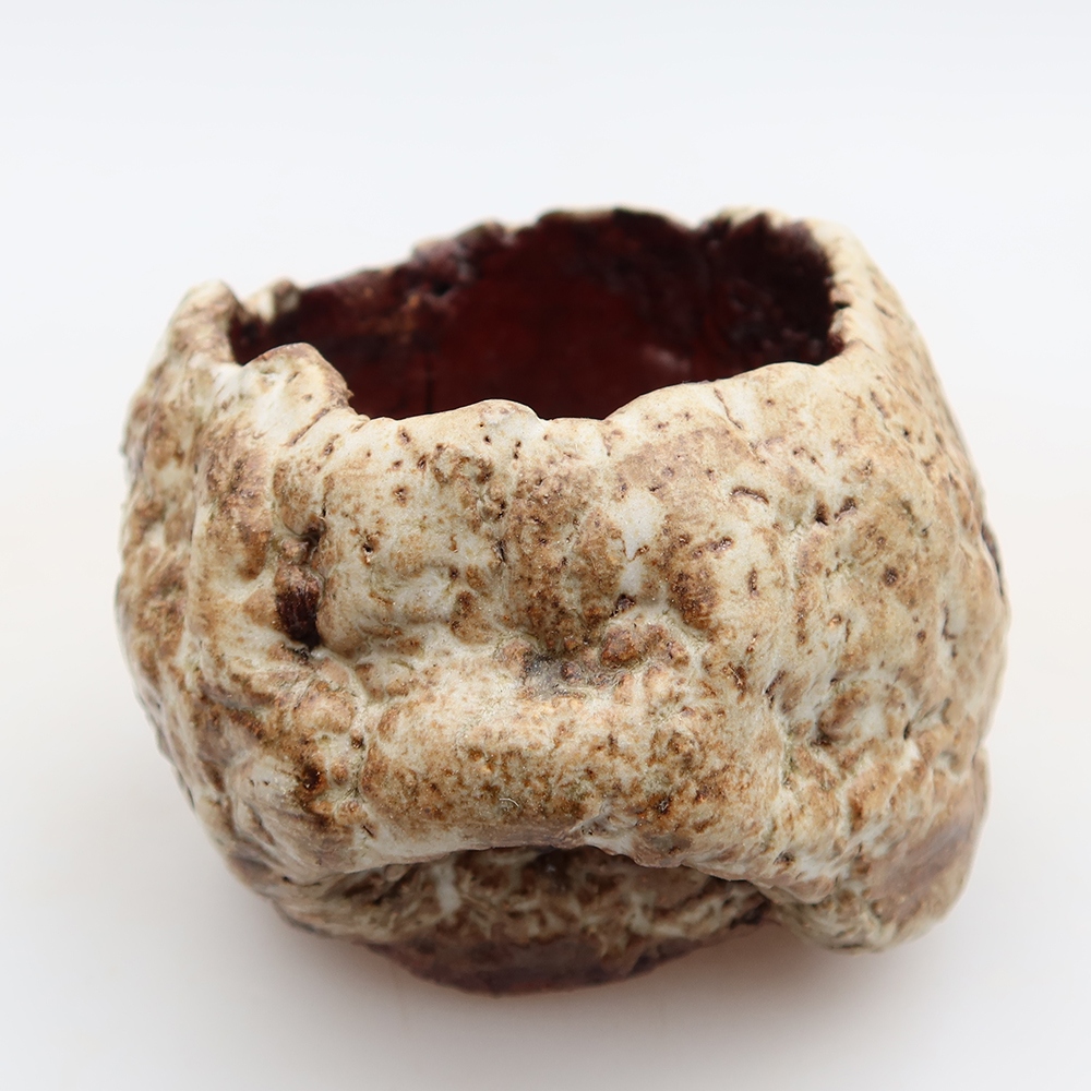 Keramická škrupina  5 x 5 x 5,5 cm, farba hnedobiela