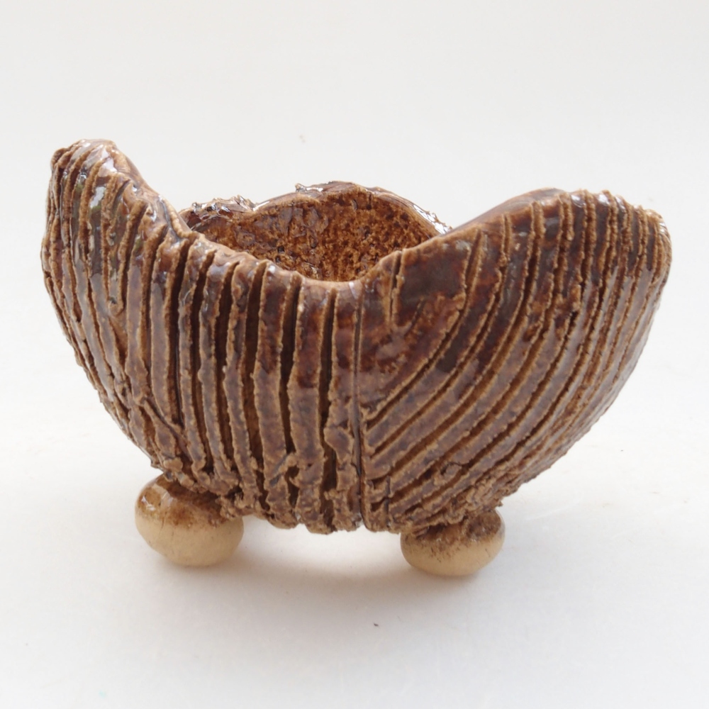 Keramická škrupina 8 x 7,5 x 6 cm, farba hnedá