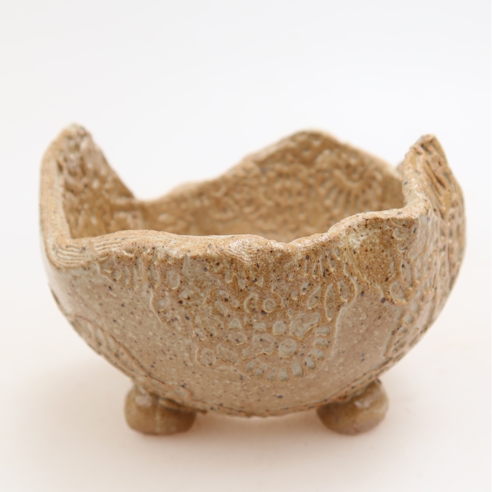 Keramická mušľa 9 x 8 x 6 cm , farba béžová