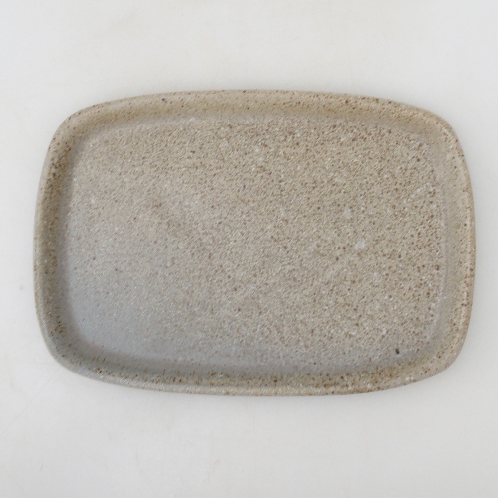 Keramický tanier H08 – 22,5 x 16 x 1 cm – béžový