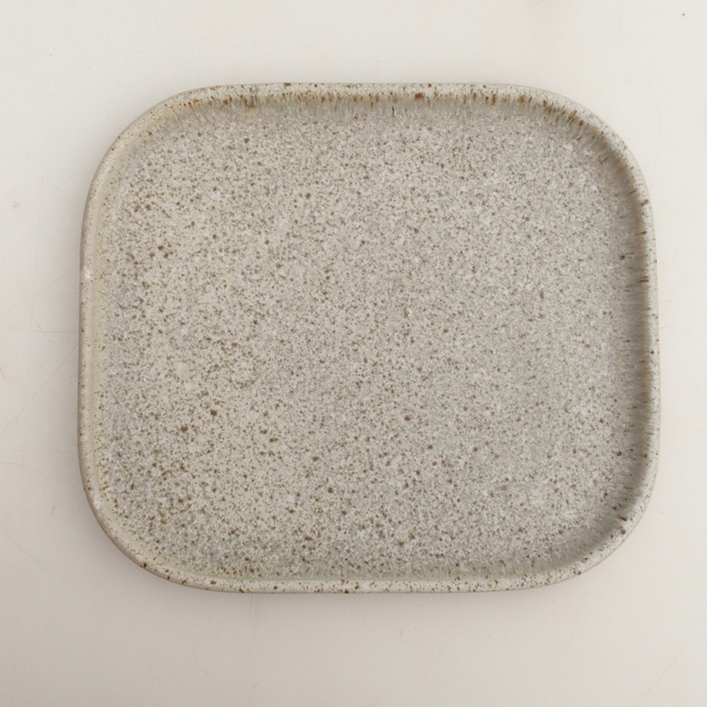 Keramická podmiska H36 - 17,5 x 15 x 1 cm - béžová