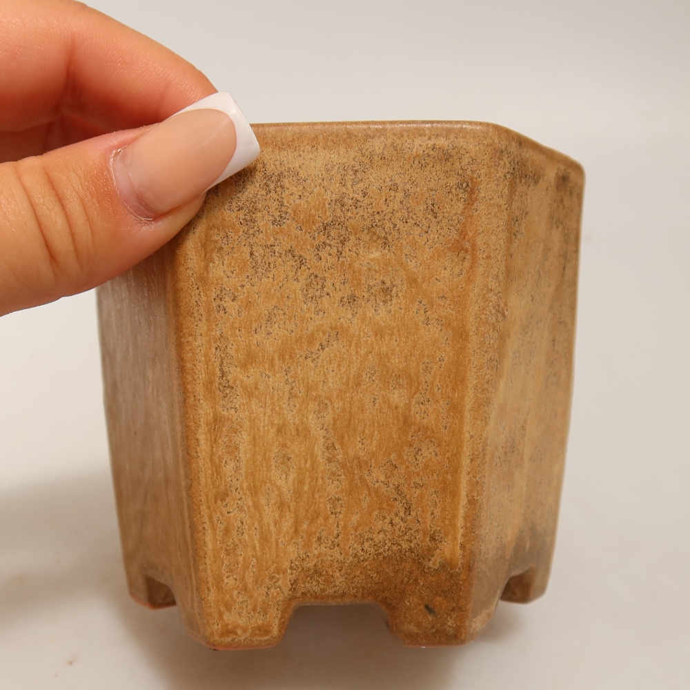 Keramická miska na bonsai 9 x 8,5 x 8 cm, farba béžová