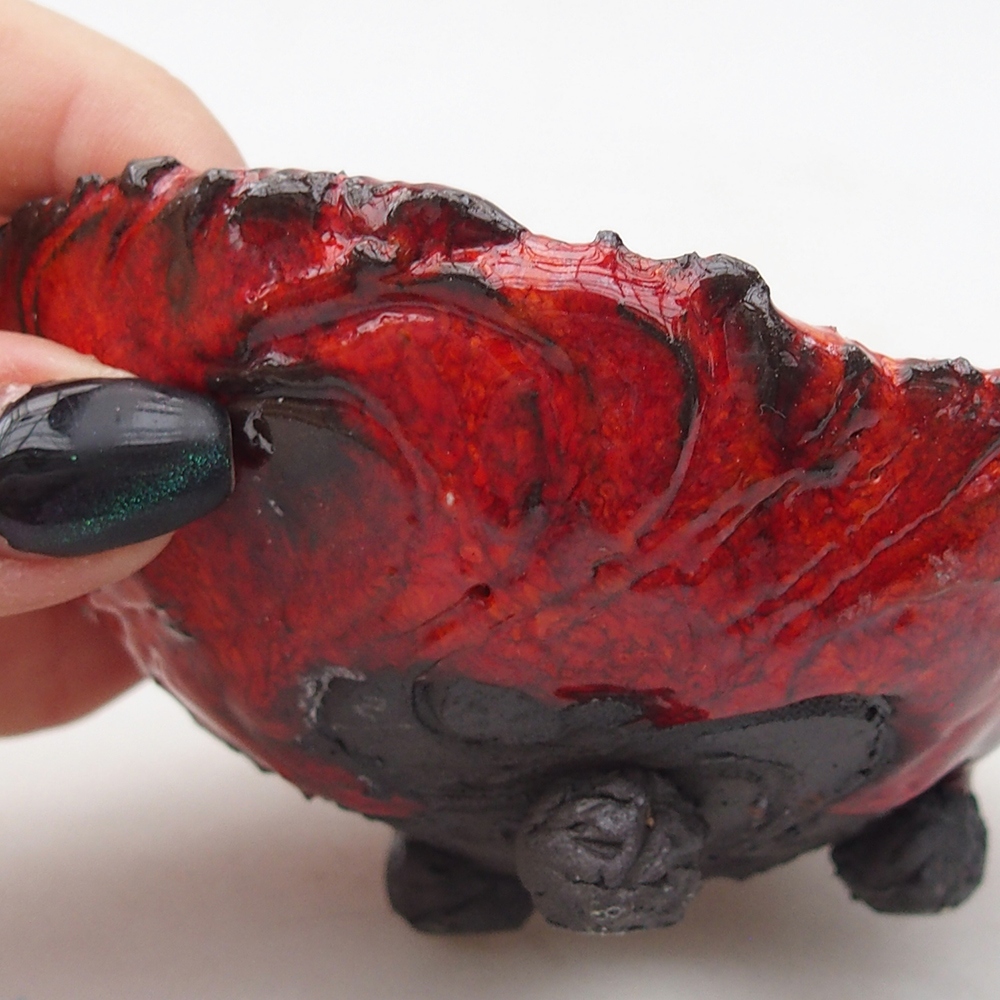 Keramická mušľa 10 x 9,5 x 5 cm , farba červená