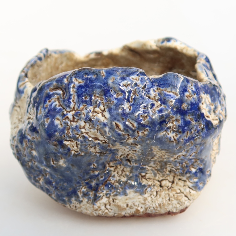 Keramická škrupina  7,5 x 8 x 5,5 cm, farba modro-biela