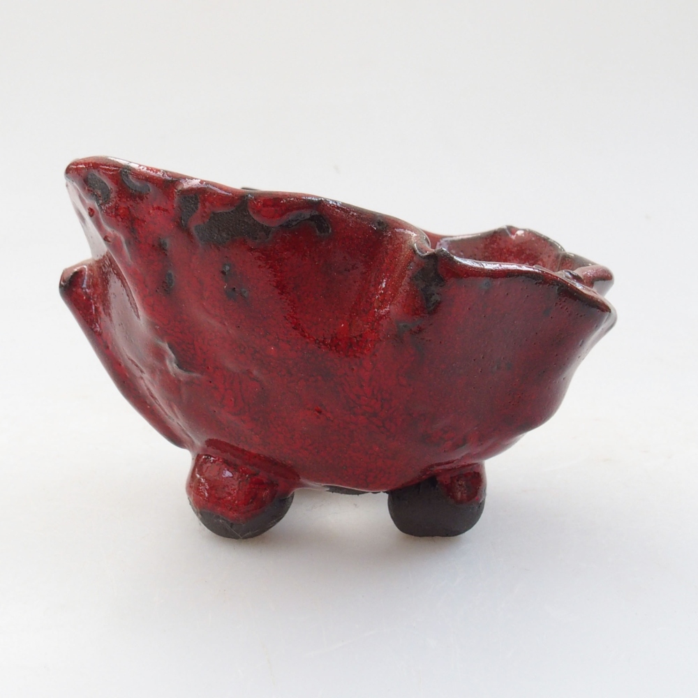 Keramická Škrupina 8,5 x 8 x 6 cm , farba červená