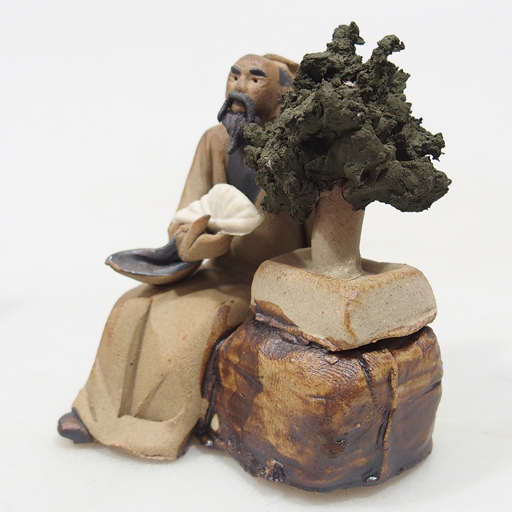 Keramická figúrka - Bonsaiista