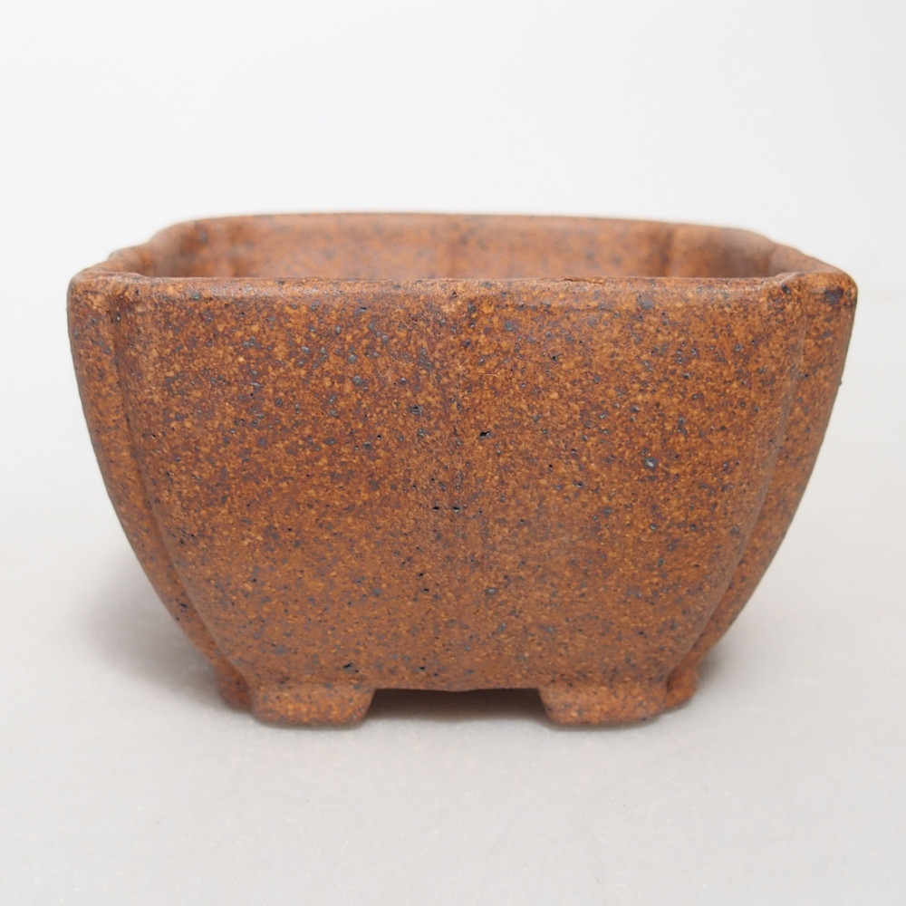 Miska 7 x 7 x 4 cm hnedá