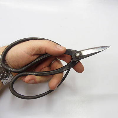 Nožnice ručne kované na prestrih 19 cm - 4